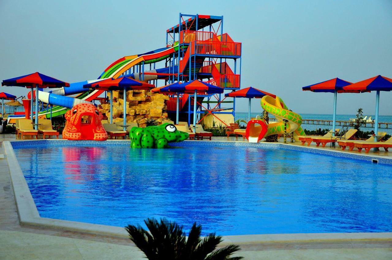Hawaii Caesar Dreams Resort And Aqua Park - Families And Couples Hurghada Exterior photo