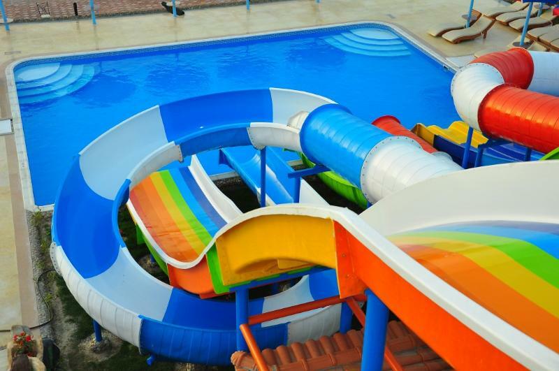 Hawaii Caesar Dreams Resort And Aqua Park - Families And Couples Hurghada Exterior photo